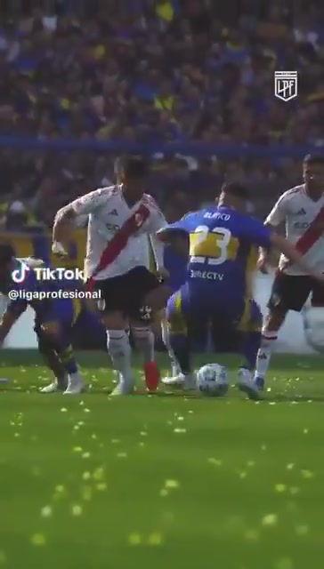 阿根廷超级德比,激情碰撞，巅峰对决